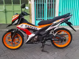Honda SONIC 150R 2015 ISTIMEWAH siap pakai