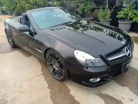 Mercy SL300 Grand Edition ( CBU) 2010