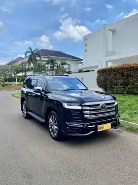 LAND CRUISER VXR LX VX 300 TAHUN 2024 LOW KM, MOBIL RAWATAN!
