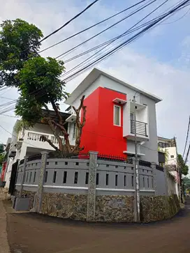 Disewakan Cepat Rumah Bagus Full Furnished di Pusat Kota Bintaro