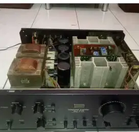 Amplifier sansui au719