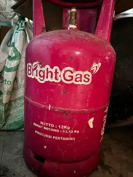 Di Jual 4 buah tabung gas pink elpiji 12kg