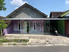 Rumah Murah & Strategis Hadap Jalan Lebar