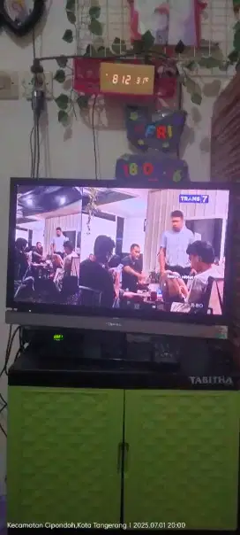TV LED TOSHIBA 24 INCH