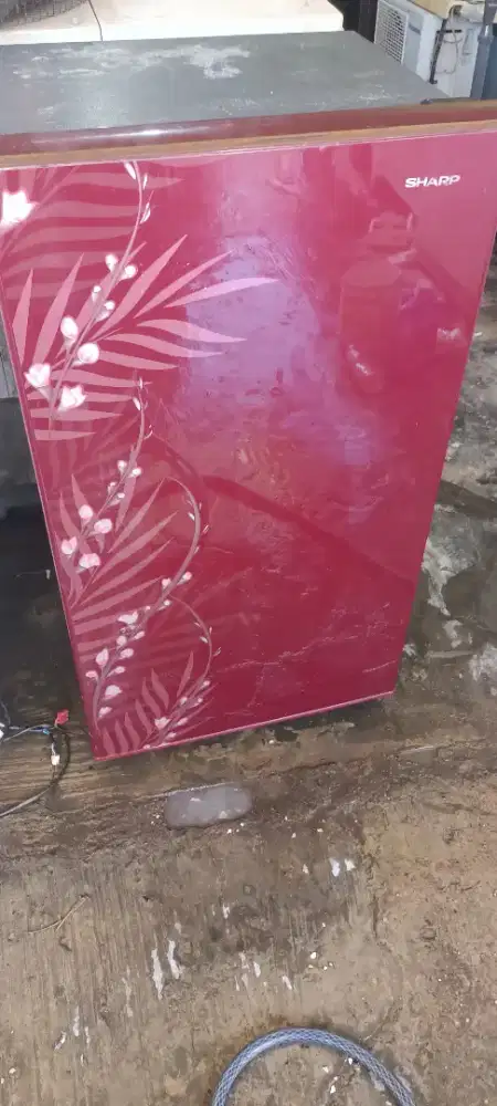 Jual kulkas Sharp normal dan garansi satu bulan