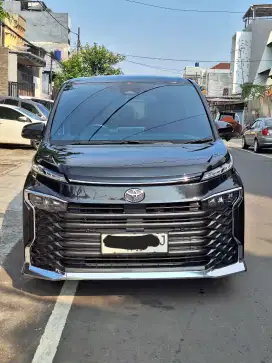 Toyota voxy TSS 2023 CASH TERMURAH
