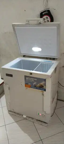 Freezer box Modena 150 Liter