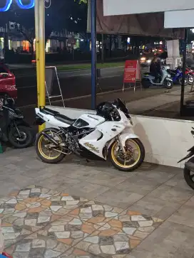 NINJA RR 150 OLD white