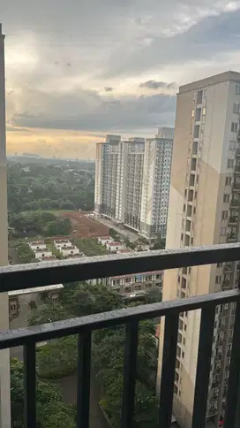 Jual rugi apartemen podomoro golf view cimanggis depok type 2 BR Hook