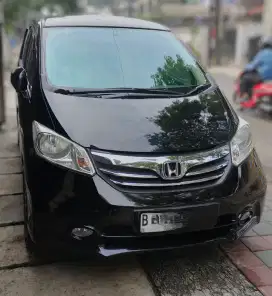 Honda Freed PSD Facelift 2013