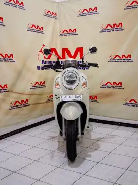 Istimewa Km 7 Ribu Honda Scoopy prestige tahun 2024 white matte