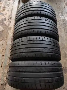Michelin primacy4 215 45 R17