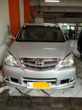 TOYOTA AVANZA 1.3 G AT 2010