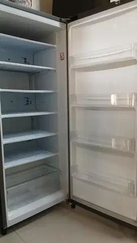Freezer merk LG