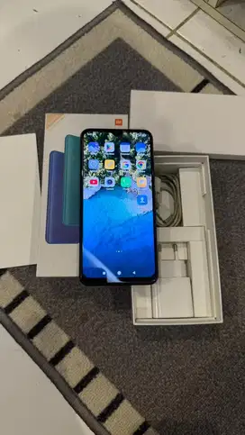Dijual Xiaomi Redmi 9 Black 4/64GB Resmi Mulus Lengkap