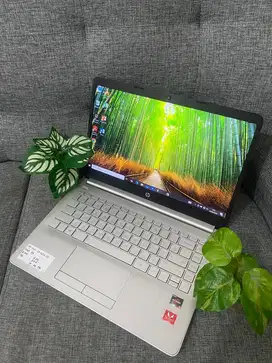HP 14S RYZEN 3 RAM 8 GB SSD 256 GB