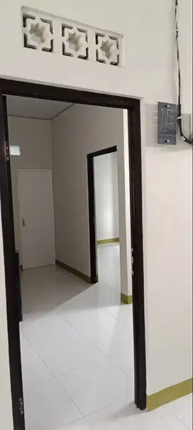 DISEWAKAN KONTRAKAN STRATEGIS. BEBAS BANJIR, FREE WIFI, AIR