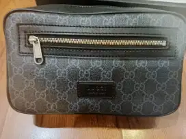 Weist bag Gucci