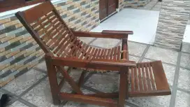 Kursi santai beranda
