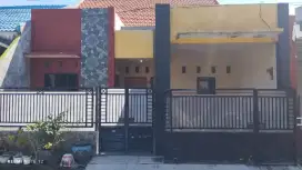 Rumah Disewakan Area Graha Bunder Asri Kebomas Gresik