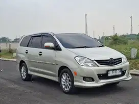 Toyota Kijang Innova 2008 Bensin