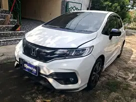 KM Rendah TDP 12JT Honda Jazz 1.5 RS Bensin-MT 2021 Putih