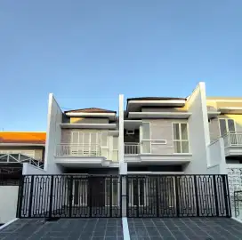 Jemursari‼️Jual Rumah Baru Dekat Uk Petra,Ubaya,Raya Jemursari
