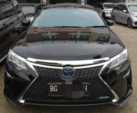 Toyota Camry 2.5L Hybrid AT 2013