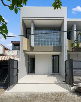 Rumah Sutorejo Tengah STRATEGIS, NEW, CARPORT