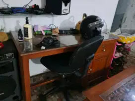 Kursi dan meja kayu jati