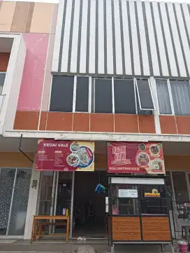 Over Kontrak Ruko 2 Lantai & Barangnya