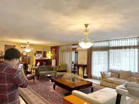 Dijual Rumah Lokasi Premium  Di Kemang Utara Raya Jakarta Selatan