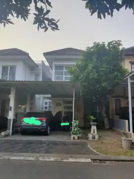 Dijual Rumah Full furnish di Legenda Wisata