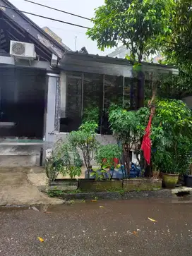 Rumah 2 Lantai, Bebas Banjir, Nyaman Dan Asri