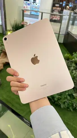 iPad Air 5 256GB + Apple Pencil Gen 2 Fullset iBox — Mulus!