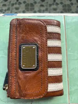 Preloved Dompet Fossil