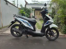 JUAL HONDA BEAT ESP TAHUN 2015