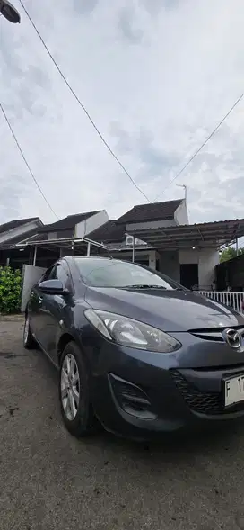 Mazda 2 2011 Bensin