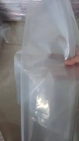 PLASTIK PE UKURAN 26CM X 36CM (UKURAN 2 KG)