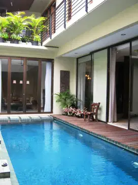 Disewa Rumah di Kemang Timur Jakarta  ~ Semi Furnished ~