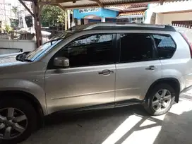 Nissan X-Trail 2009 Bensin