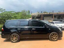Nissan Grand livina 2013 Bensin