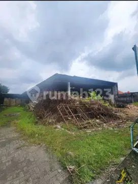 Investasi Emas! Tanah Industri 9500m² Lebar Depan 67m di Jebres Solo,