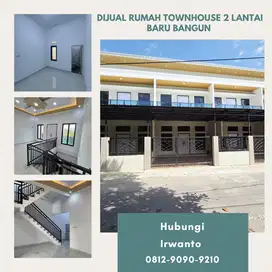 Dijual rumah townhouse 2 lantai baru bangun