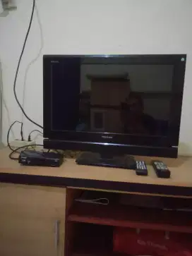 Dijual aja tv Toshiba 24 inchi lengkap