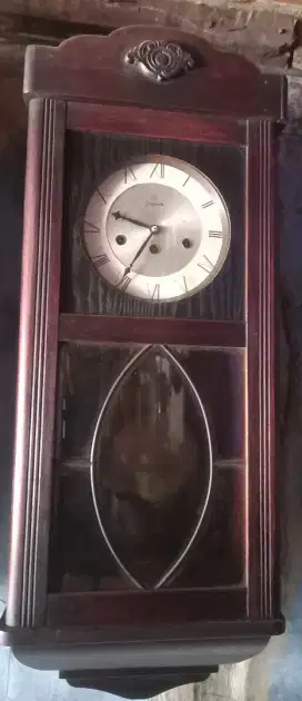 Jam dinding junghans lobang 3