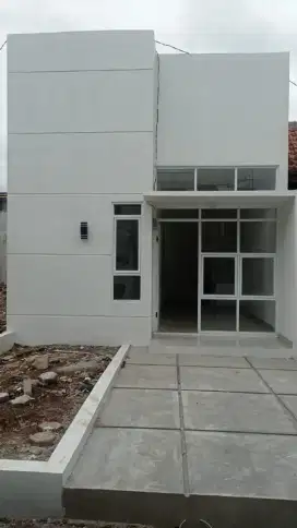 Rumah di Cisaranten Arcamanik inden murah
Dekat dengan jalan utama