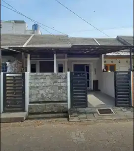 Disewakan/Dijual rumah Puri Karawaci hanya 3km dari Gading Serpong