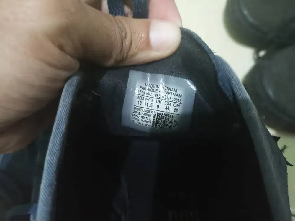 Converse navy blue ukuran 44