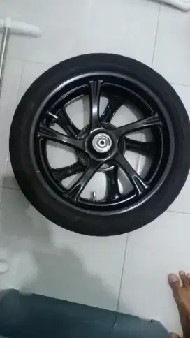 Velg mio sepasang